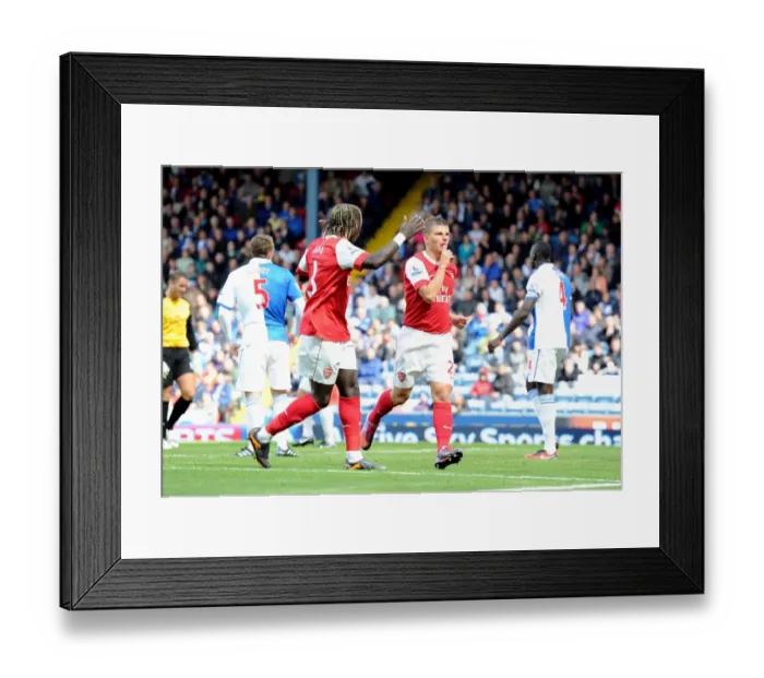 Framed Print : Arshavin and Sagna: Celebrating Arsenal's 2nd Goal Against Blackburn Rovers