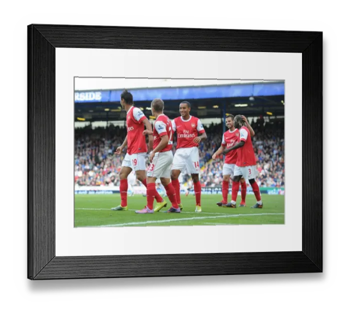 Framed Print : Arshavin, Chamakh, and Walcott: Celebrating Arsenal's 2-1 Win Over Blackburn Rovers