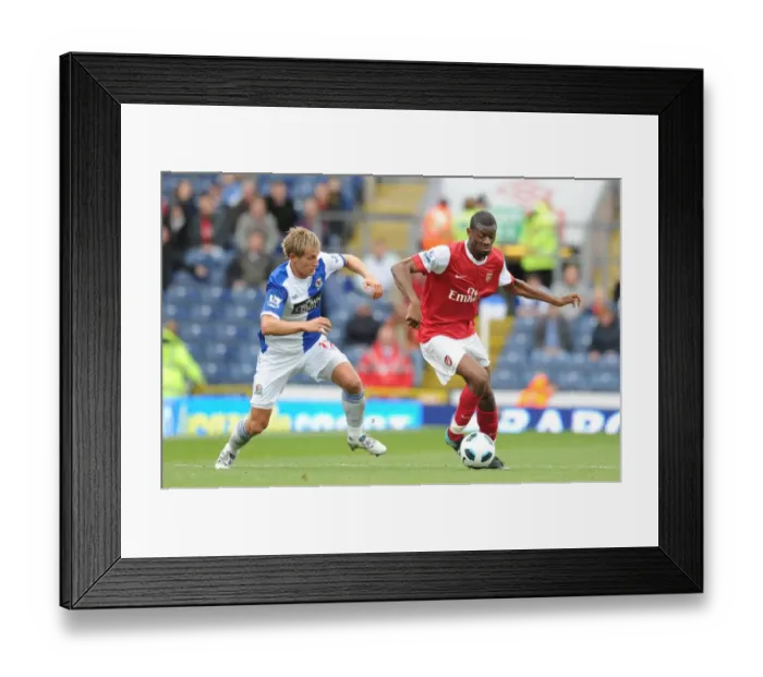 Framed Print : Abou Diaby (Arsenal) Morten Gamst Pedersen (Blackburn). Blackburn Rovers 1: 2 Arsenal