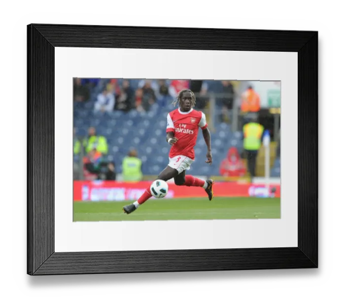 Framed Print : Sagna's Victory: Arsenal's 2-1 Triumph Over Blackburn Rovers in the Barclays Premier League