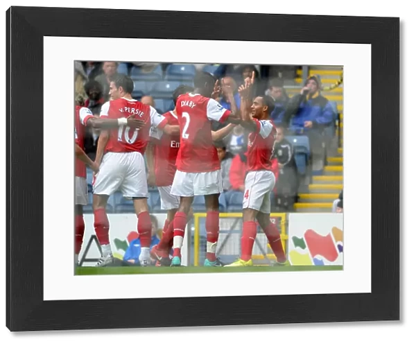 Theo Walcott's Debut Goal: Arsenal's Winning Moment Against Blackburn Rovers with Diaby, Fabregas, and van Persie