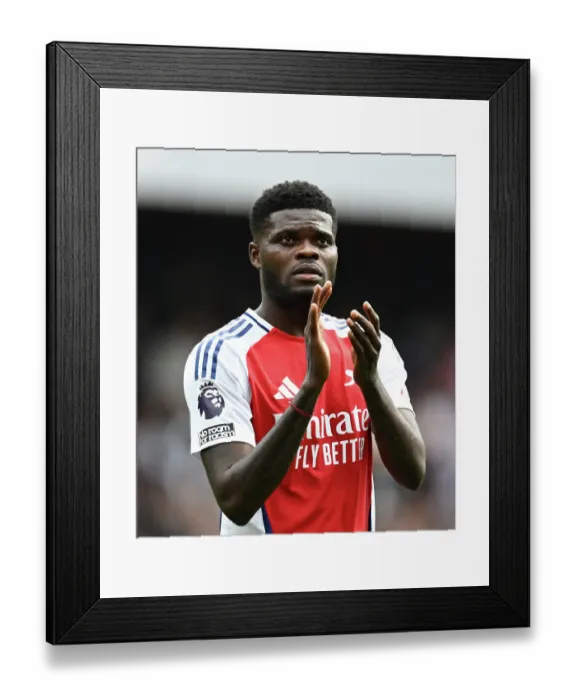 Framed Print : Arsenal FC v Brighton & Hove Albion FC - Premier League Framed Print : Arsenal FC v Brighton & Hove Albion FC - Premier League