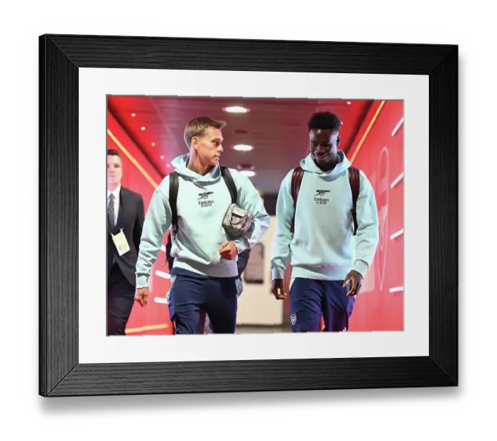 Framed Print : Arsenal FC v Brighton & Hove Albion FC - Premier League