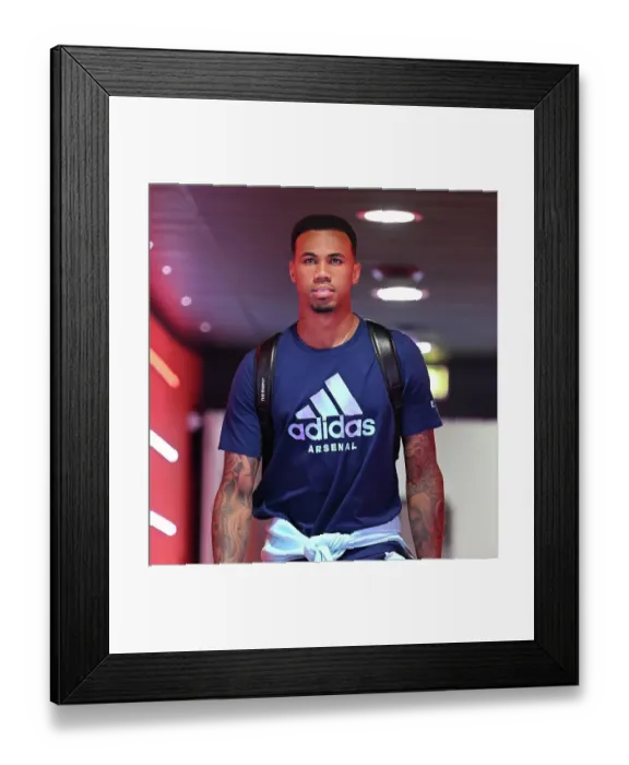 Framed Print : Arsenal FC v Brighton & Hove Albion FC - Premier League