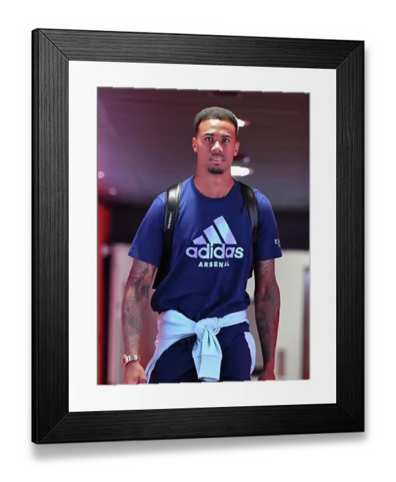 Framed Print : Arsenal FC v Brighton & Hove Albion FC - Premier League