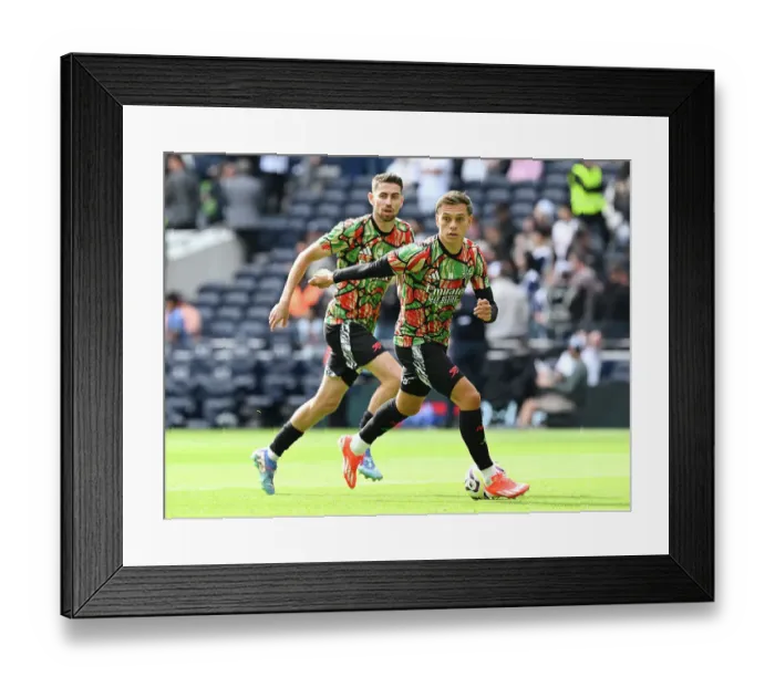Framed Print : Tottenham Hotspur FC v Arsenal FC - Premier League