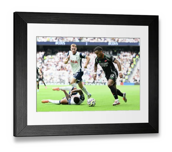Framed Print : Tottenham Hotspur FC v Arsenal FC - Premier League