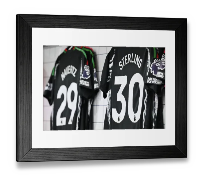 Framed Print : Tottenham Hotspur FC v Arsenal FC - Premier League