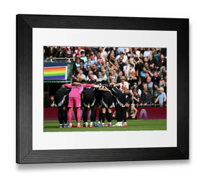 Framed Print : Tottenham Hotspur FC v Arsenal FC - Premier League