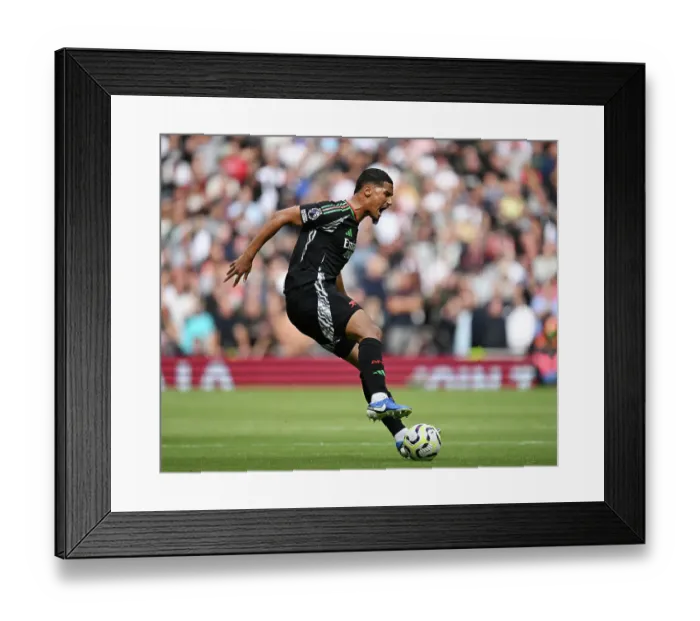 Framed Print : Tottenham Hotspur FC v Arsenal FC - Premier League