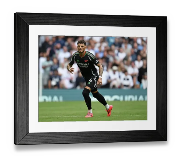 Framed Print : Tottenham Hotspur FC v Arsenal FC - Premier League Framed Print : Tottenham Hotspur FC v Arsenal FC - Premier League