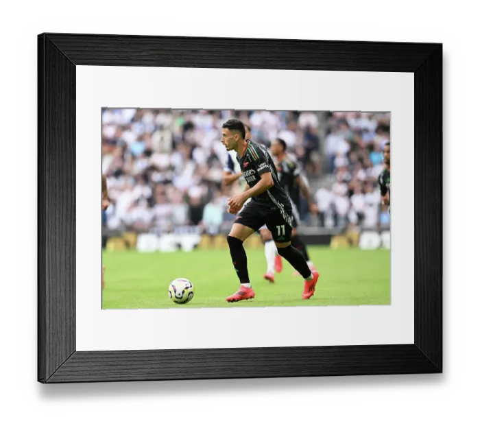 Framed Print : Tottenham Hotspur FC v Arsenal FC - Premier League