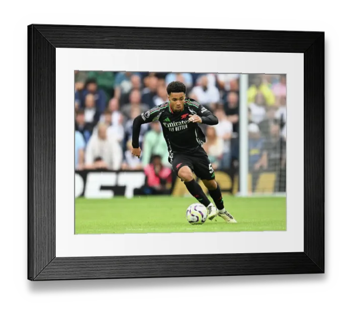 Framed Print : Tottenham Hotspur FC v Arsenal FC - Premier League Framed Print : Tottenham Hotspur FC v Arsenal FC - Premier League
