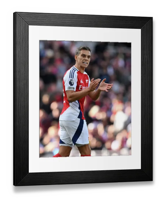 Framed Print : Arsenal FC v Leicester City FC - Premier League