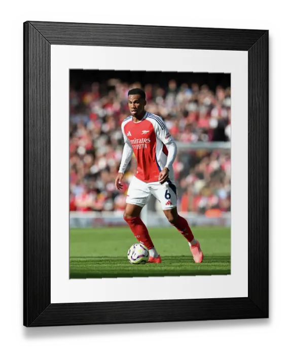 Framed Print : Arsenal FC v Leicester City FC - Premier League Framed Print : Arsenal FC v Leicester City FC - Premier League