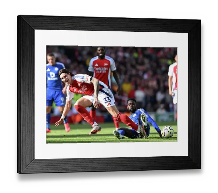Framed Print : Arsenal FC v Leicester City FC - Premier League