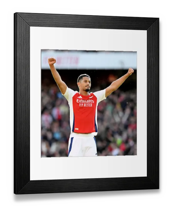 Framed Print : Arsenal FC v Leicester City FC - Premier League Framed Print : Arsenal FC v Leicester City FC - Premier League
