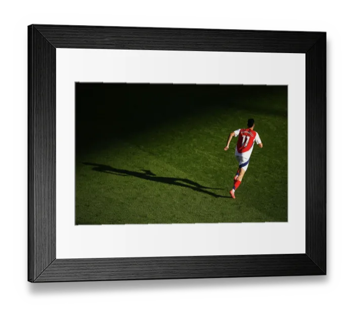 Framed Print : Arsenal FC v Leicester City FC - Premier League