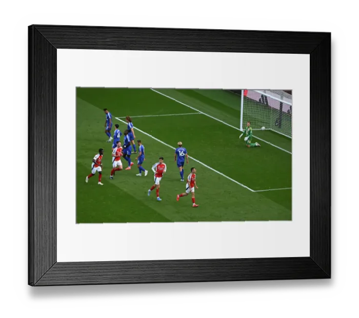 Framed Print : Arsenal FC v Leicester City FC - Premier League