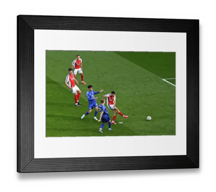 Framed Print : Arsenal FC v Leicester City FC - Premier League