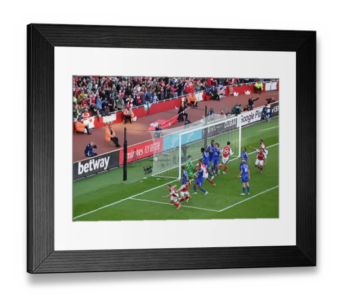 Framed Print : Arsenal FC v Leicester City FC - Premier League Framed Print : Arsenal FC v Leicester City FC - Premier League