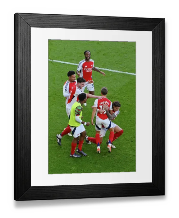 Framed Print : Arsenal FC v Leicester City FC - Premier League
