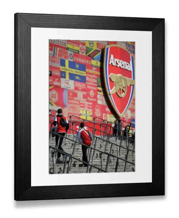 Framed Print : Arsenal FC v Leicester City FC - Premier League Framed Print : Arsenal FC v Leicester City FC - Premier League
