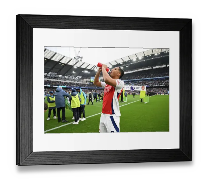 Framed Print : Manchester City FC v Arsenal FC - Premier League Framed Print : Manchester City FC v Arsenal FC - Premier League
