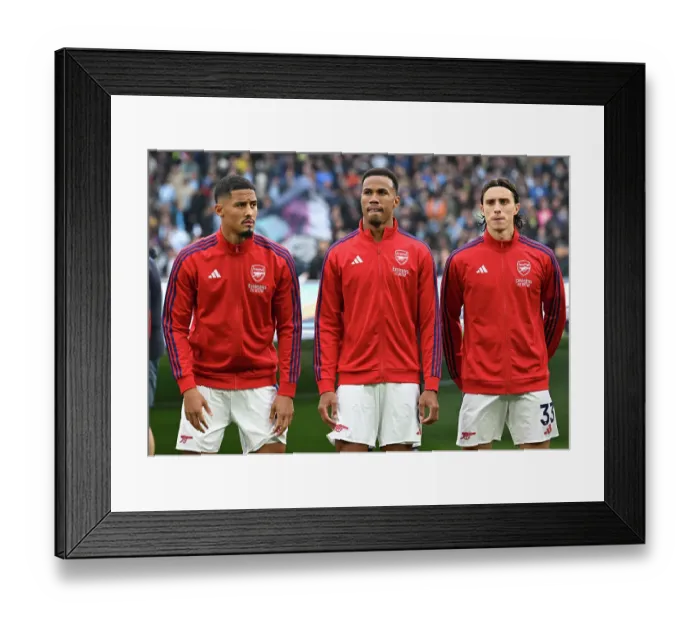 Framed Print : Manchester City FC v Arsenal FC - Premier League Framed Print : Manchester City FC v Arsenal FC - Premier League