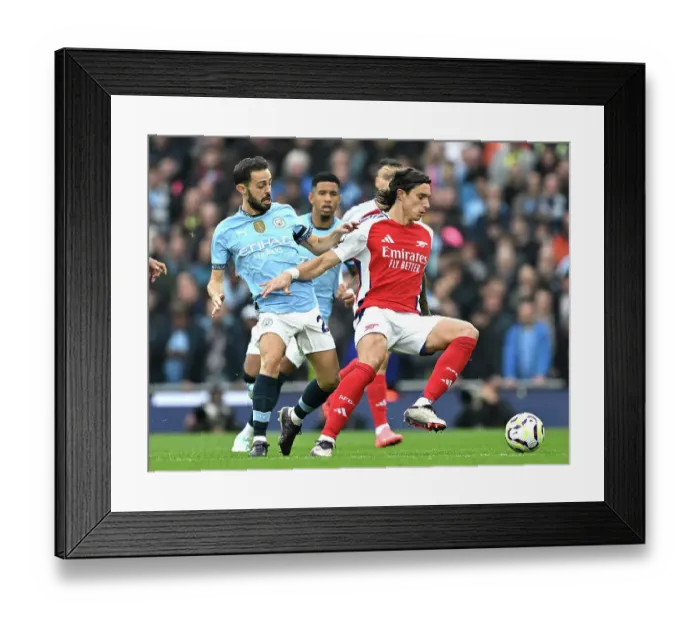 Framed Print : Manchester City FC v Arsenal FC - Premier League Framed Print : Manchester City FC v Arsenal FC - Premier League