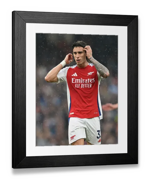 Framed Print : Manchester City FC v Arsenal FC - Premier League