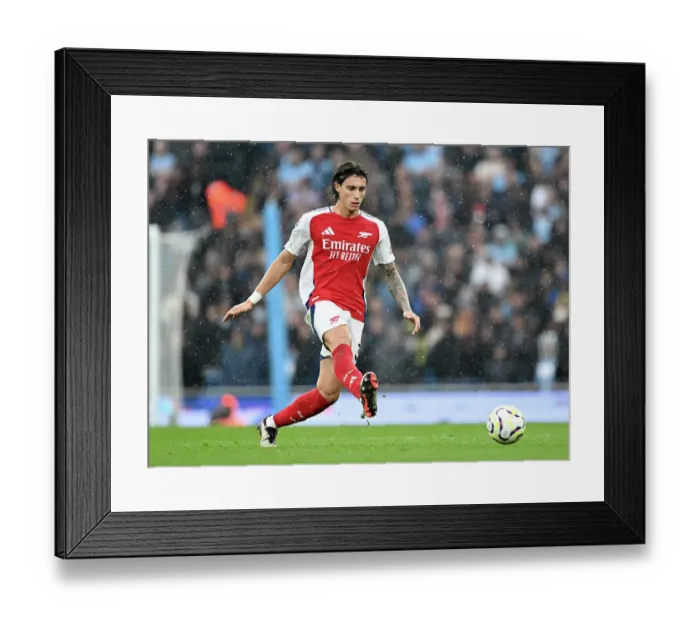 Framed Print : Manchester City FC v Arsenal FC - Premier League