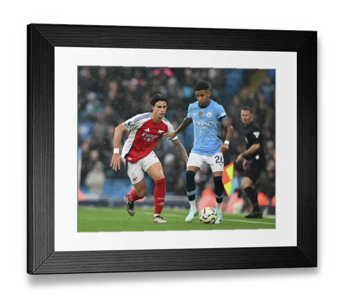 Framed Print : Manchester City FC v Arsenal FC - Premier League