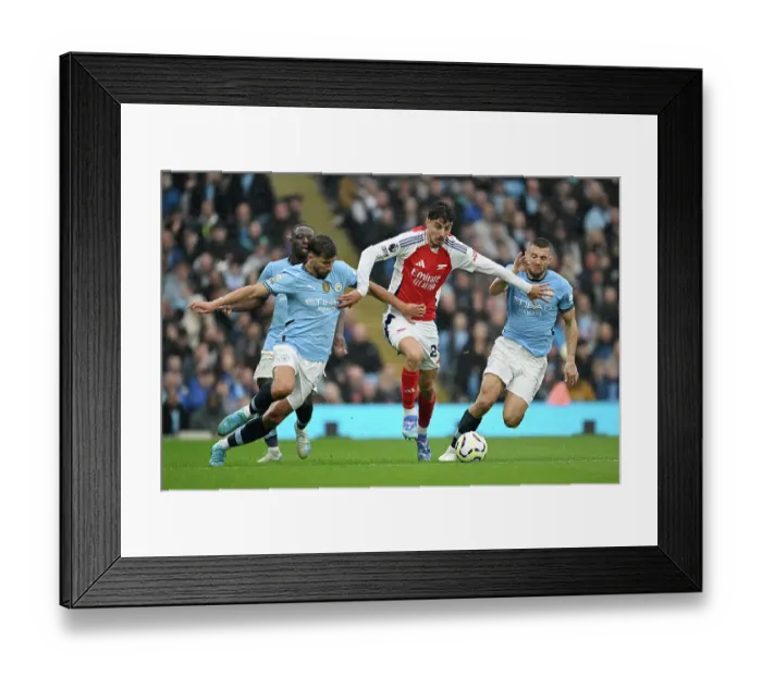 Framed Print : Manchester City FC v Arsenal FC - Premier League Framed Print : Manchester City FC v Arsenal FC - Premier League