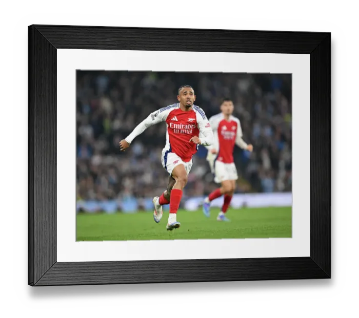 Framed Print : Manchester City FC v Arsenal FC - Premier League Framed Print : Manchester City FC v Arsenal FC - Premier League