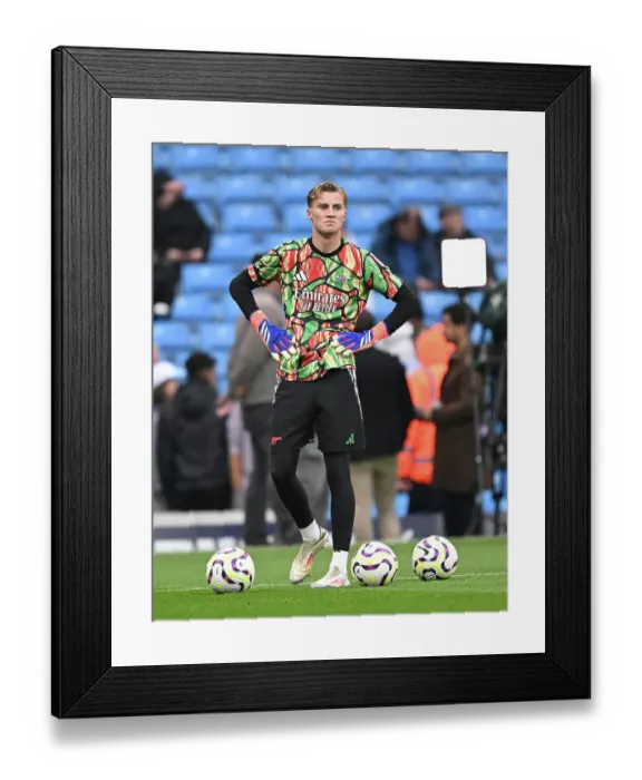 Framed Print : Manchester City FC v Arsenal FC - Premier League Framed Print : Manchester City FC v Arsenal FC - Premier League