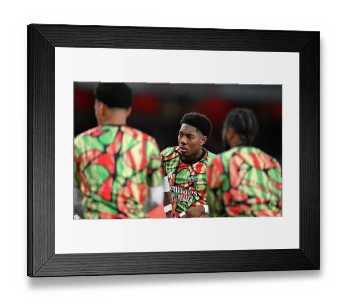 Framed Print : Arsenal v Bolton Wanderers - Carabao Cup Third Round Framed Print : Arsenal v Bolton Wanderers - Carabao Cup Third Round