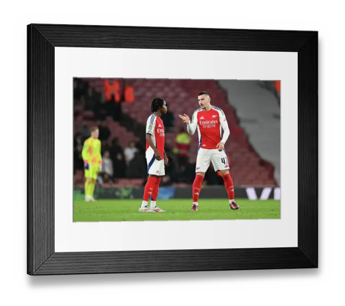 Framed Print : Arsenal v Bolton Wanderers - Carabao Cup Third Round Framed Print : Arsenal v Bolton Wanderers - Carabao Cup Third Round