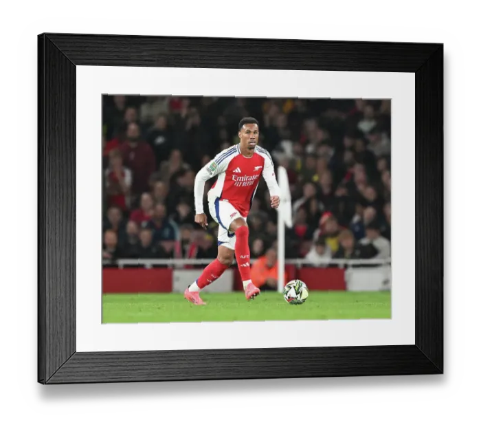 Framed Print : Arsenal v Bolton Wanderers - Carabao Cup Third Round Framed Print : Arsenal v Bolton Wanderers - Carabao Cup Third Round
