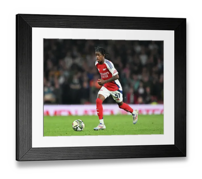 Framed Print : Arsenal v Bolton Wanderers - Carabao Cup Third Round Framed Print : Arsenal v Bolton Wanderers - Carabao Cup Third Round