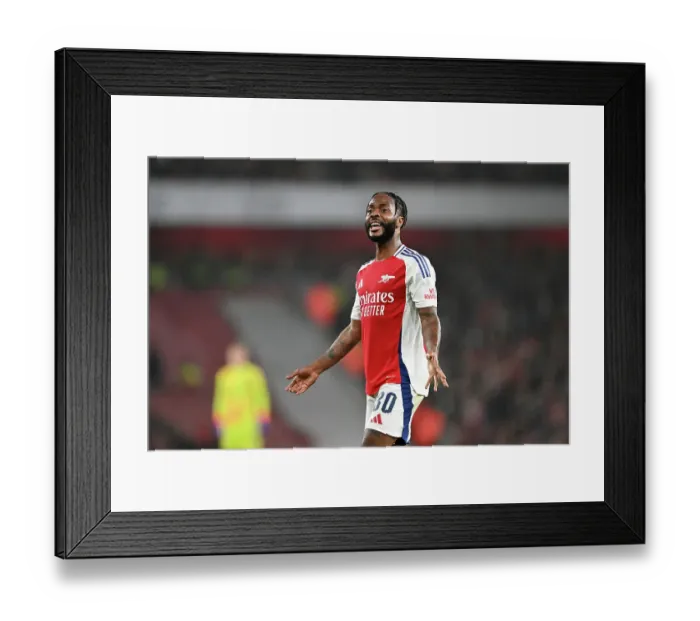 Framed Print : Arsenal v Bolton Wanderers - Carabao Cup Third Round Framed Print : Arsenal v Bolton Wanderers - Carabao Cup Third Round