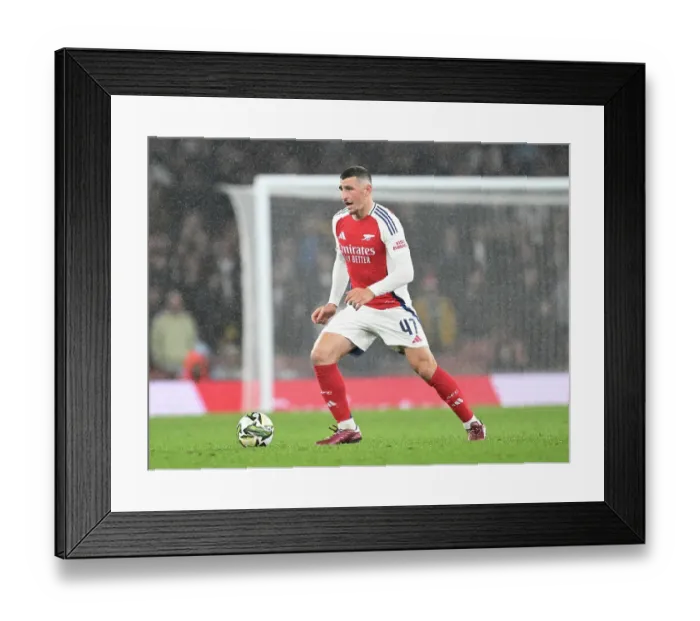 Framed Print : Arsenal v Bolton Wanderers - Carabao Cup Third Round Framed Print : Arsenal v Bolton Wanderers - Carabao Cup Third Round