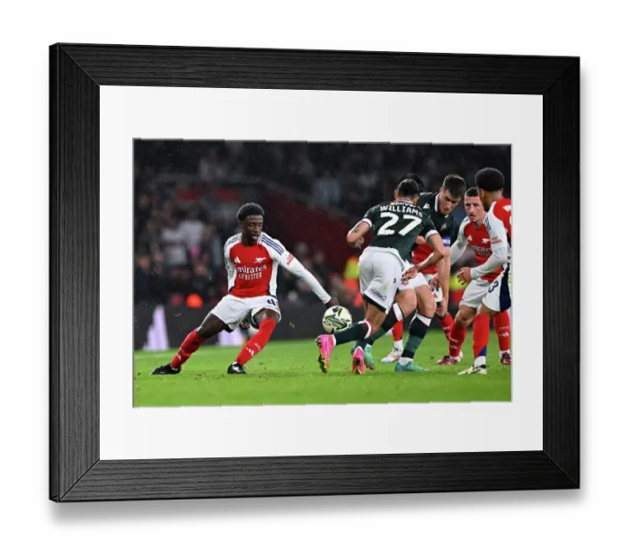 Framed Print : Arsenal v Bolton Wanderers - Carabao Cup Third Round Framed Print : Arsenal v Bolton Wanderers - Carabao Cup Third Round