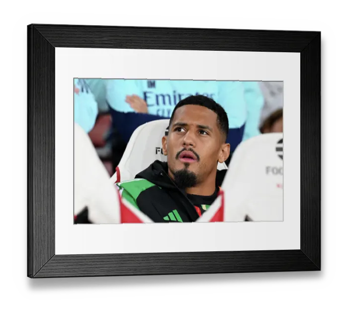 Framed Print : Arsenal v Bolton Wanderers - Carabao Cup Third Round Framed Print : Arsenal v Bolton Wanderers - Carabao Cup Third Round