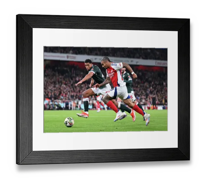 Framed Print : Arsenal v Bolton Wanderers - Carabao Cup Third Round Framed Print : Arsenal v Bolton Wanderers - Carabao Cup Third Round