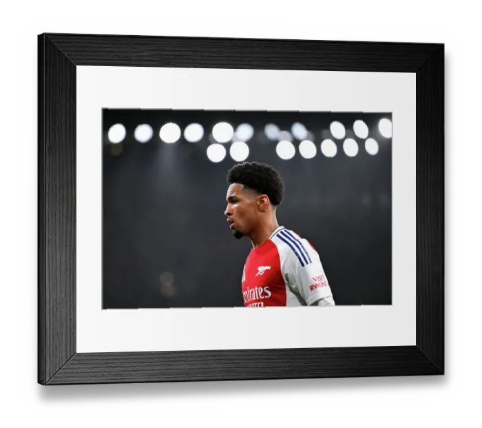 Framed Print : Arsenal v Bolton Wanderers - Carabao Cup Third Round Framed Print : Arsenal v Bolton Wanderers - Carabao Cup Third Round