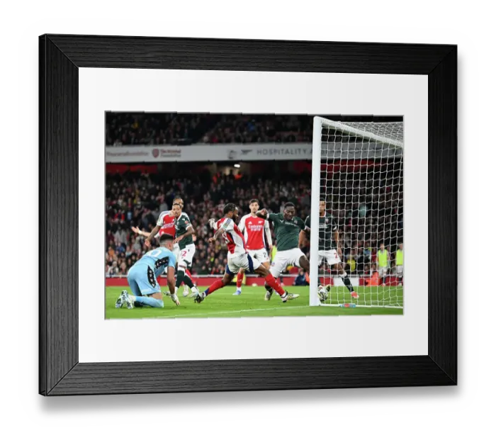 Framed Print : Arsenal v Bolton Wanderers - Carabao Cup Third Round