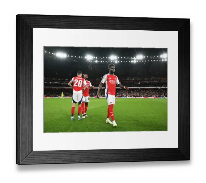 Framed Print : Arsenal v Bolton Wanderers - Carabao Cup Third Round Framed Print : Arsenal v Bolton Wanderers - Carabao Cup Third Round