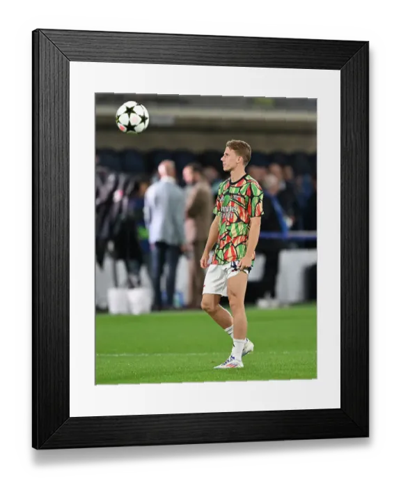 Framed Print : Atalanta BC v Arsenal FC - UEFA Champions League 2024 / 25 League Phase MD1