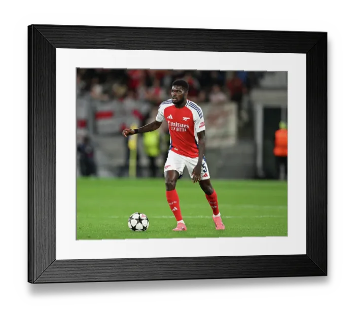 Framed Print : Atalanta BC v Arsenal FC - UEFA Champions League 2024 / 25 League Phase MD1